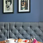 15th Avenue Hotel Wilno