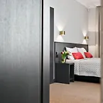 15th Avenue Hotel