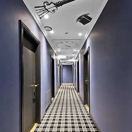 15th Avenue 3*