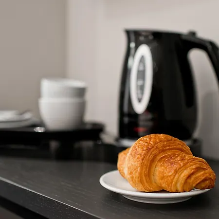 15th Avenue Hotel 3*