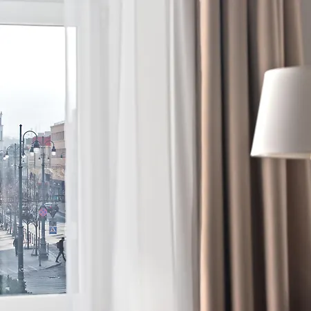 15th Avenue Hotel 3*